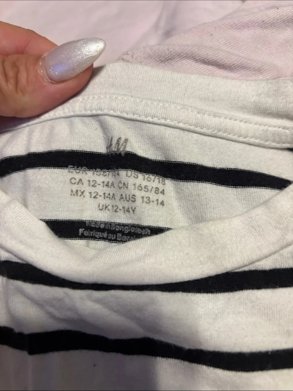 GAP Light Pink Long-Sleeve Logo Tee/ Hurley t shirt / H&M long sleeve